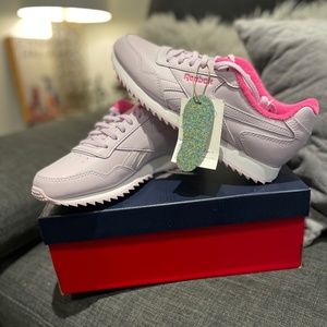 Woman’s Reebox Running shoes